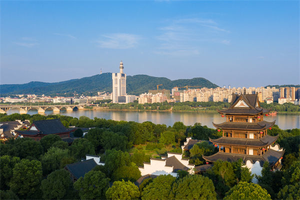 長沙績效咨詢公司如何為企業構建高效績效評估體系？