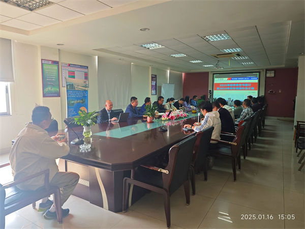 華勁機(jī)械2025年度經(jīng)營計(jì)劃發(fā)布會(huì)現(xiàn)場