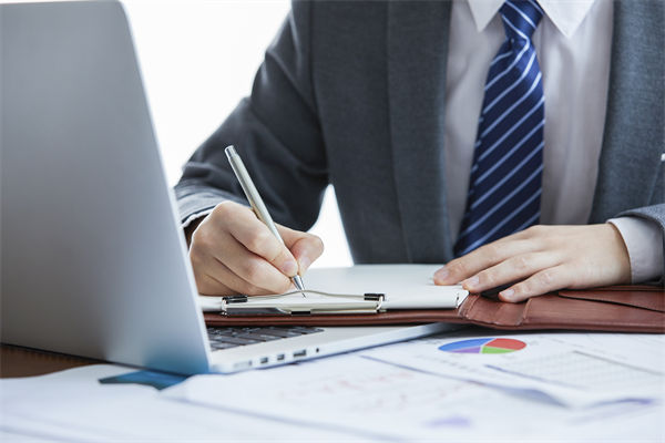 組織規劃方案周全，落地執行時為何總遇結構性阻礙？